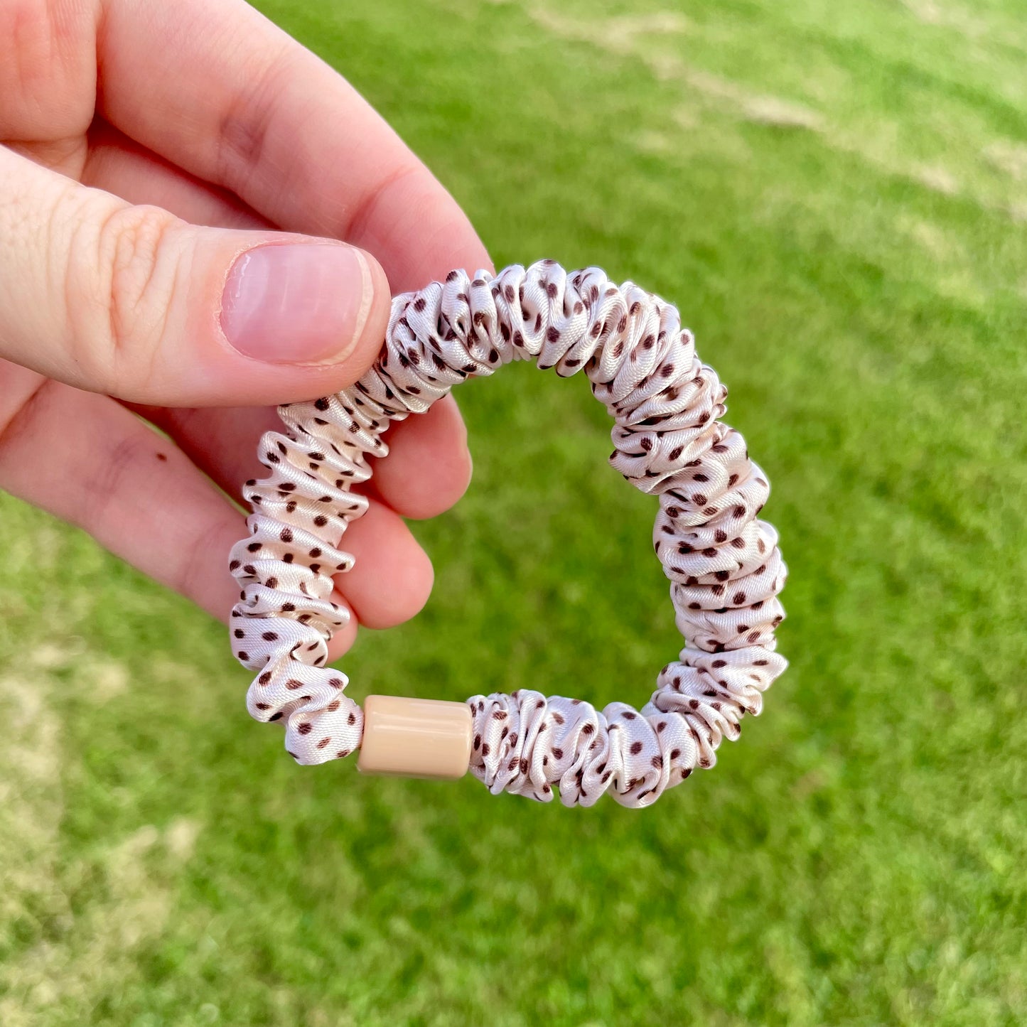 Scrunchies (Moños) en Satin Delgados