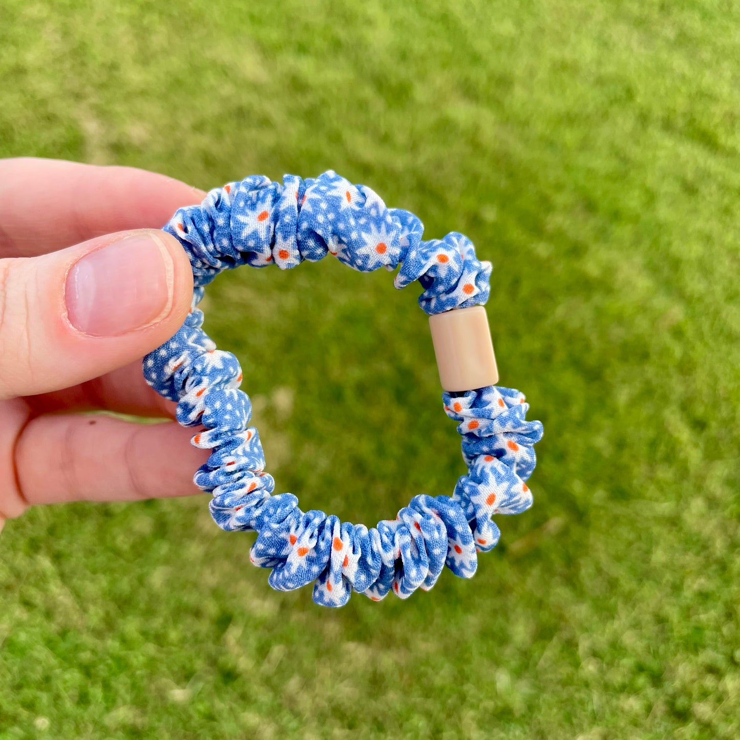 Scrunchies (Moños) en Satin Delgados