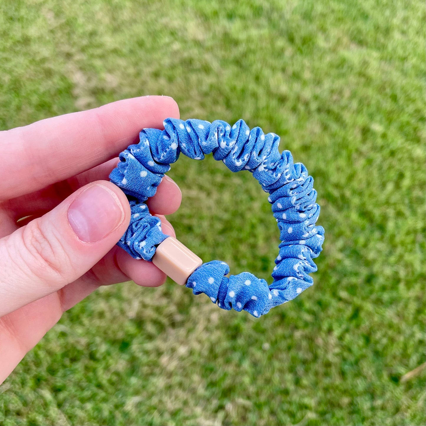 Scrunchies (Moños) en Satin Delgados