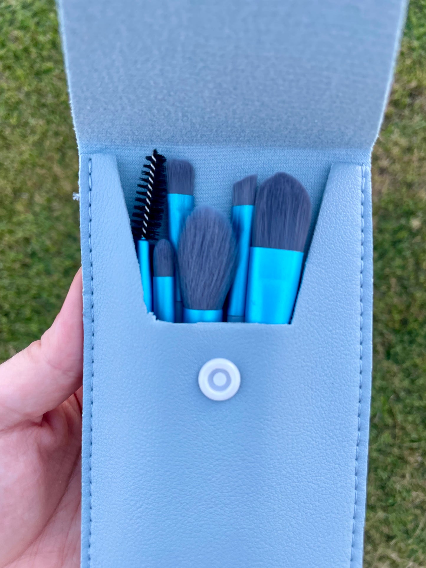 Juego de 8 brochas de maquillaje compacto