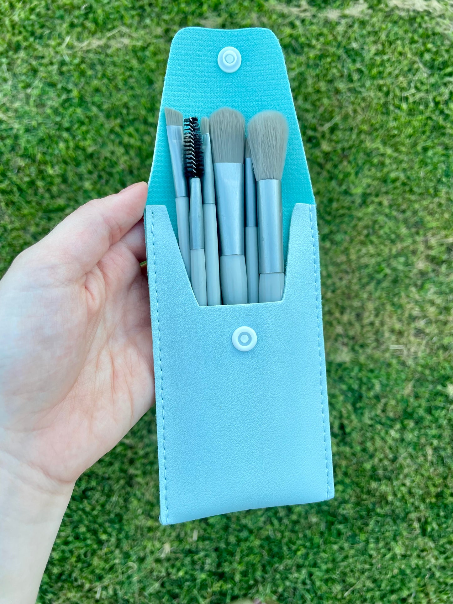Juego de 8 brochas de maquillaje compacto