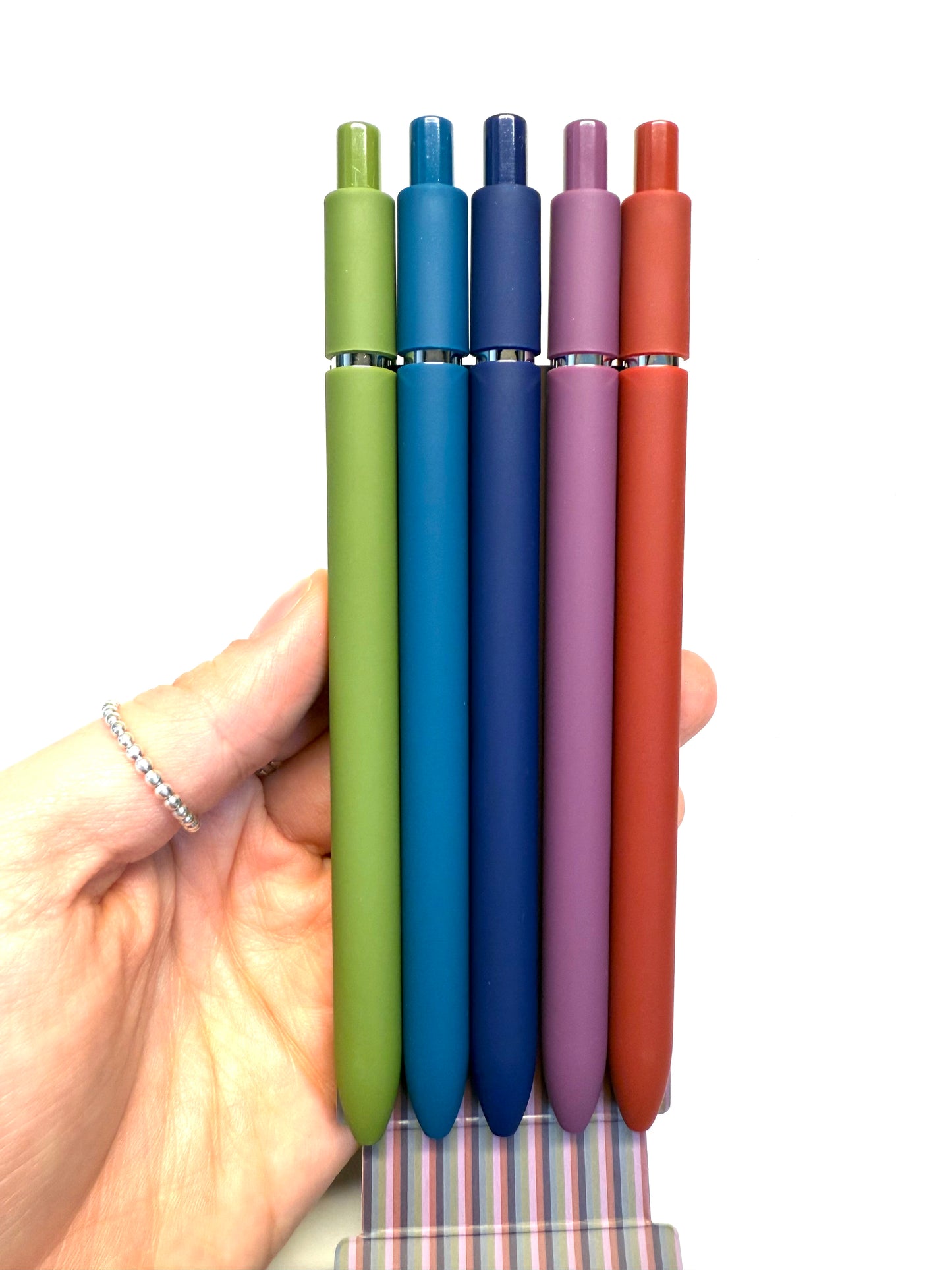 Set de 5 Bolígrafos - Punta Fina y Tinta Negra