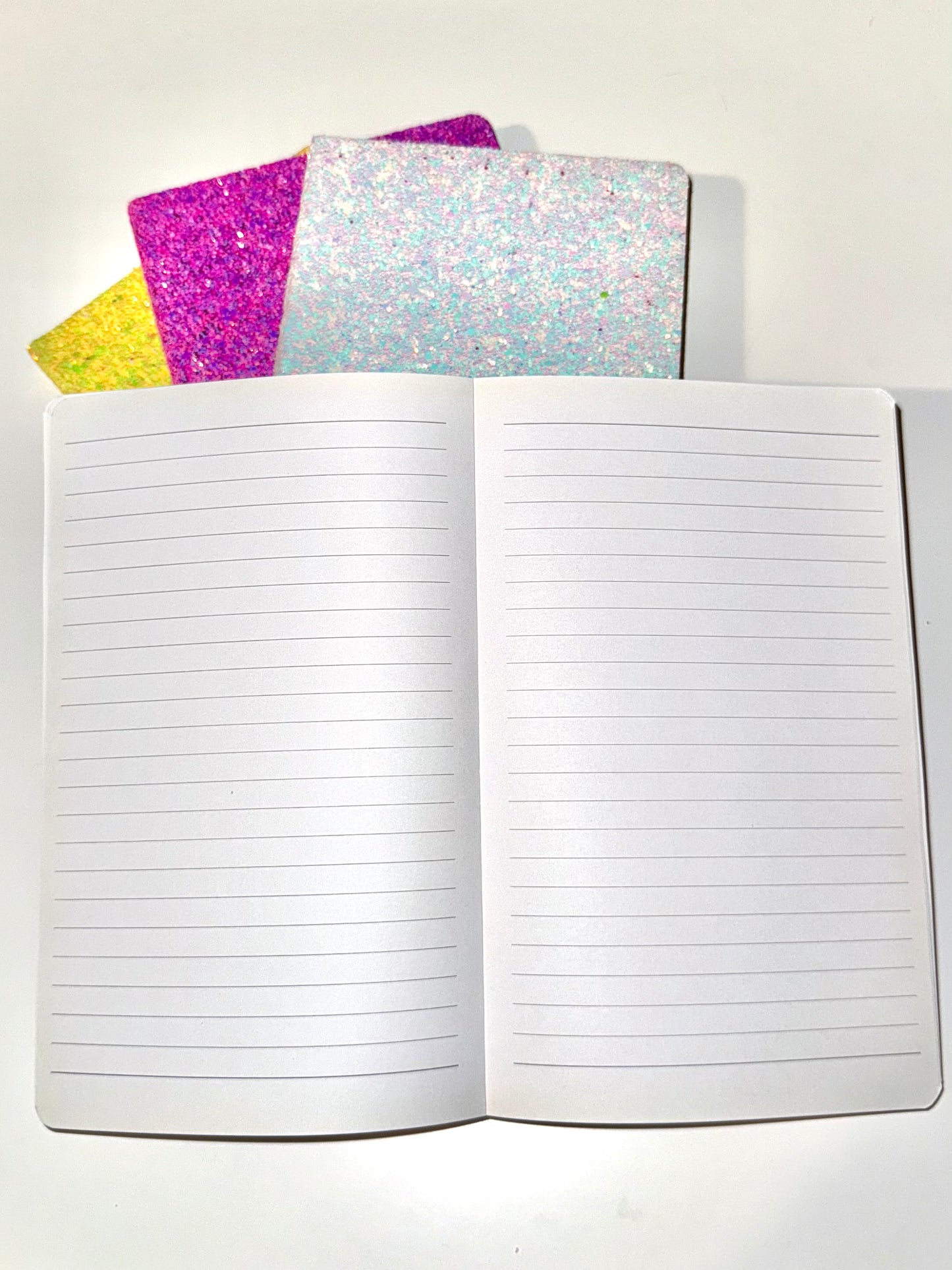 Libretas Estilo Rayas con Brillo ⭐️