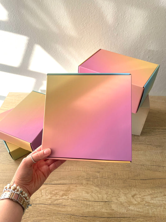 Cajas Personalizadas (GRATIS) - Agrégala a tu orden si deseas que sea empacada en forma de regalo