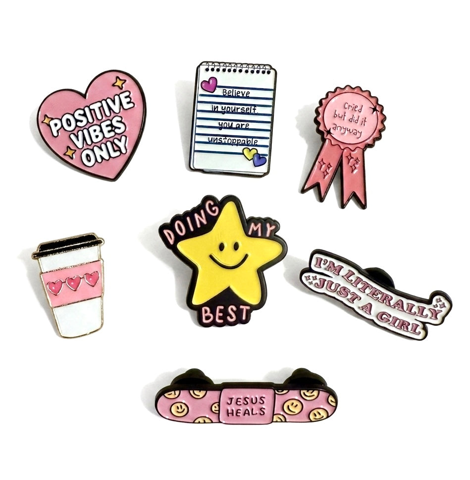 Pins 70+ Diseños (Variedad)